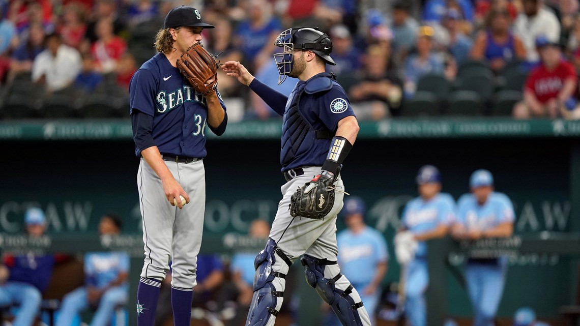 Miller, Topa lead Mariners over slumping Astros