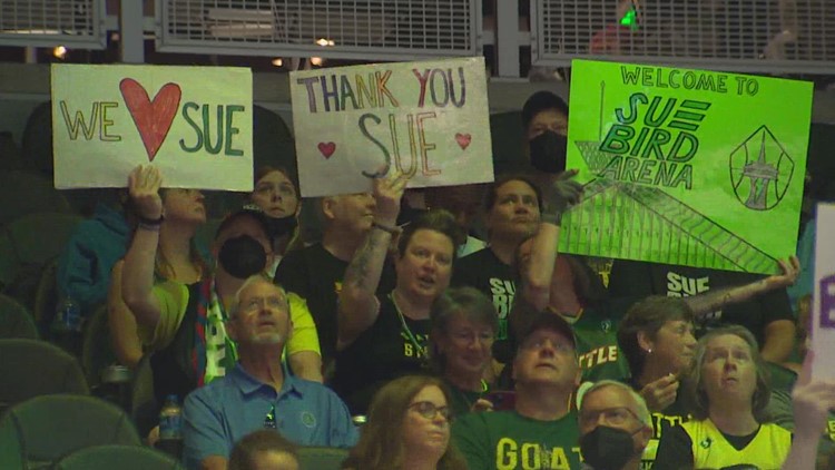 Sold-out Seattle crowd celebrates Sue Bird in final Storm regular-season game