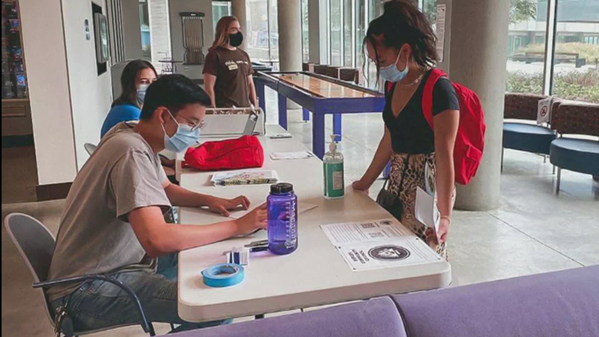 Thousands of students will move in at the University of Washington campus on Tuesday and the university is strongly encouraging them all to take a coronavirus test.