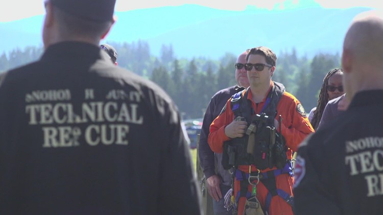 Earthquake exercise tests aircraft, first responders for emergency preparedness