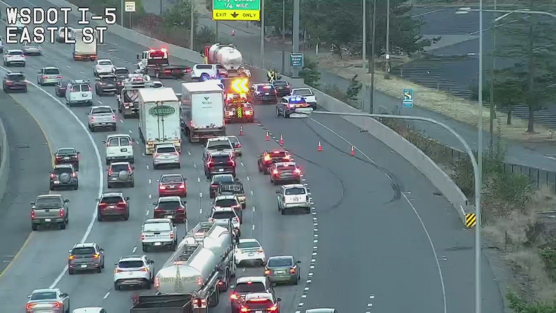I-5 southbound traffic in Tacoma snarled early Tuesday morning after ...