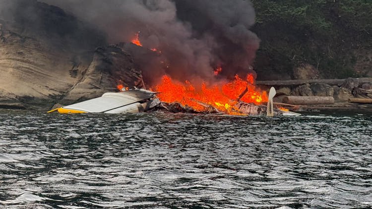 Read Kenmore Air floatplane crashes in northern San Juan Islands with 11 on board