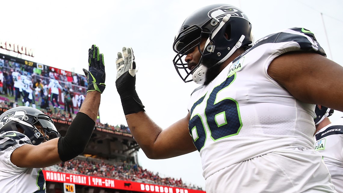 Seahawks place guard Jordan Simmons on injured reserve king5