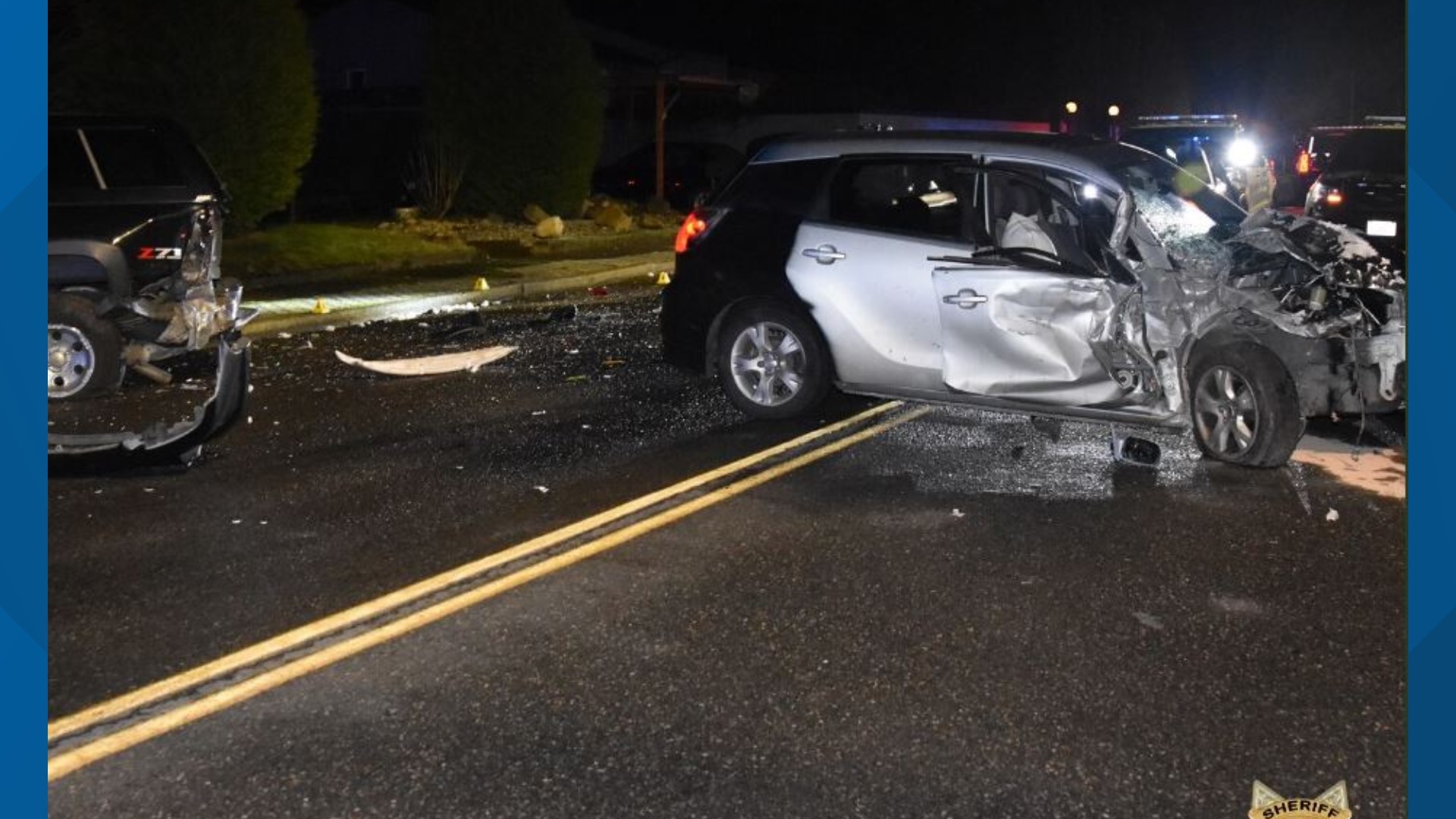 King County deputies search for driver who crashed stolen car on New ...