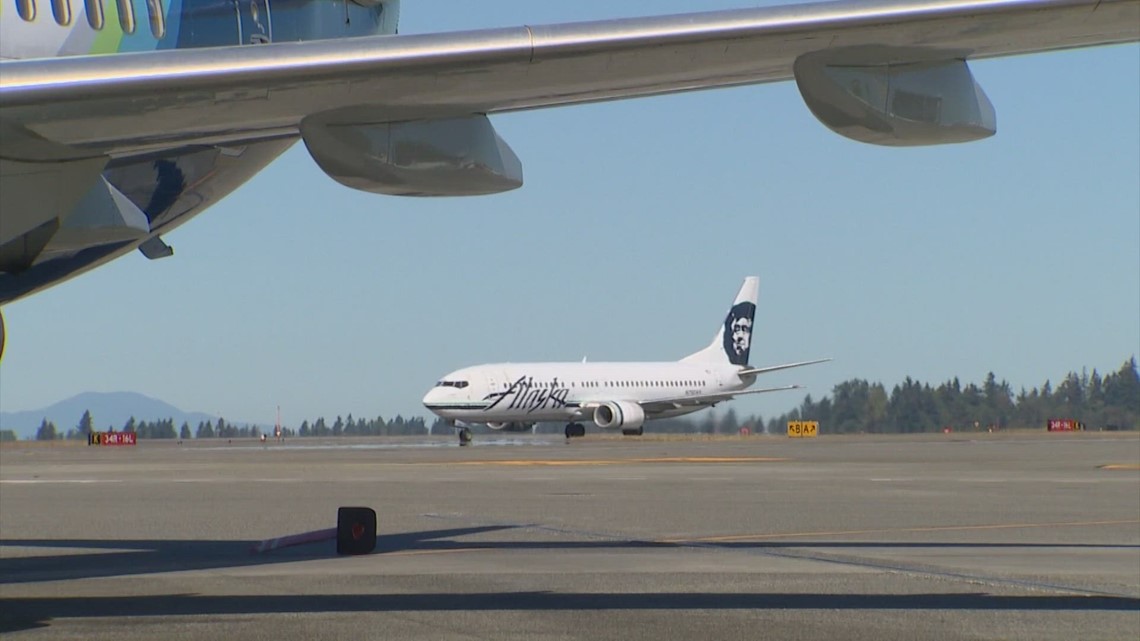 Alaska Airlines Says The Grounding Of Some Boeing Planes Will Cost The ...