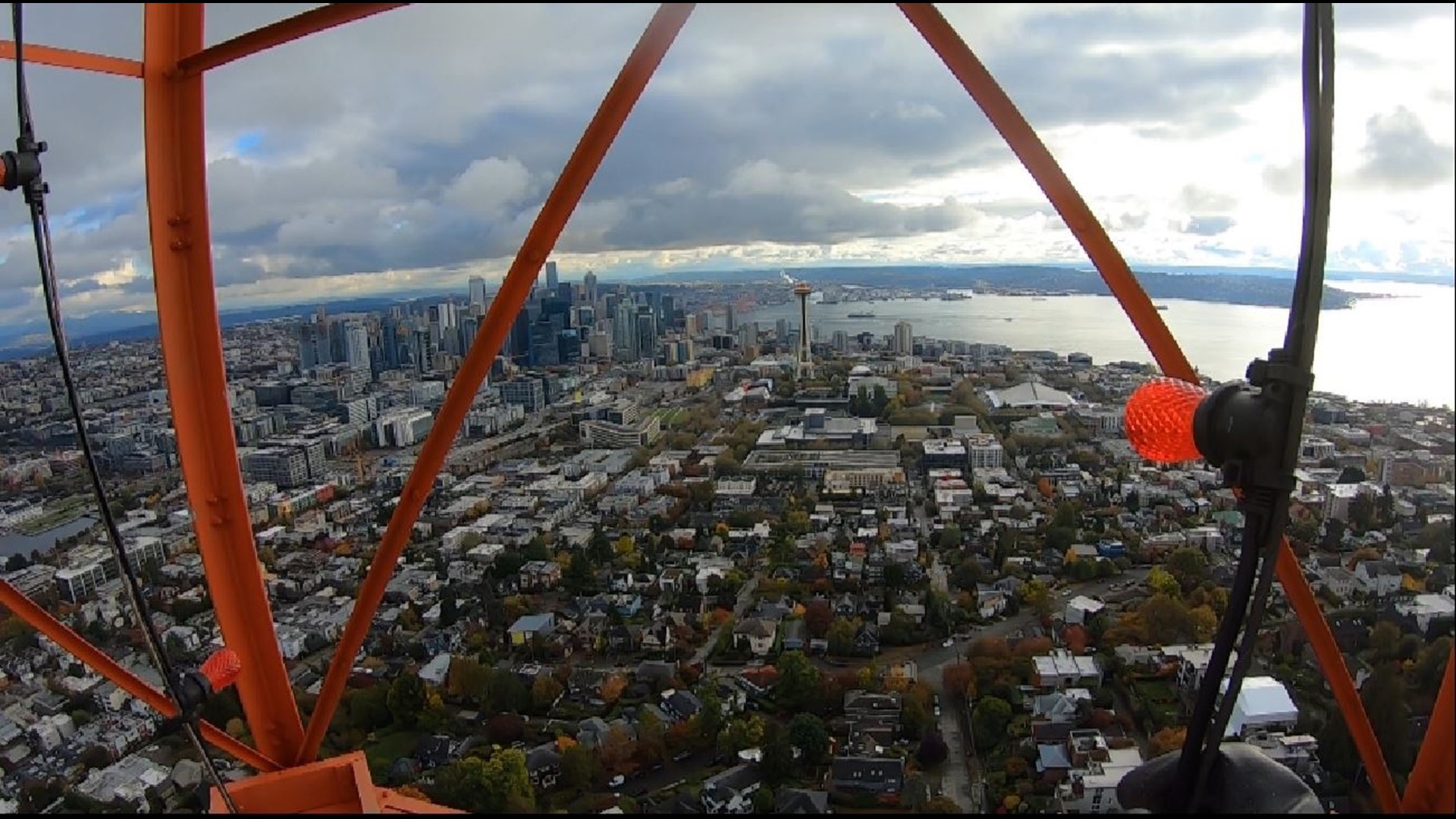 A behind-the-scenes look on the beloved Seattle tradition. #k5evening