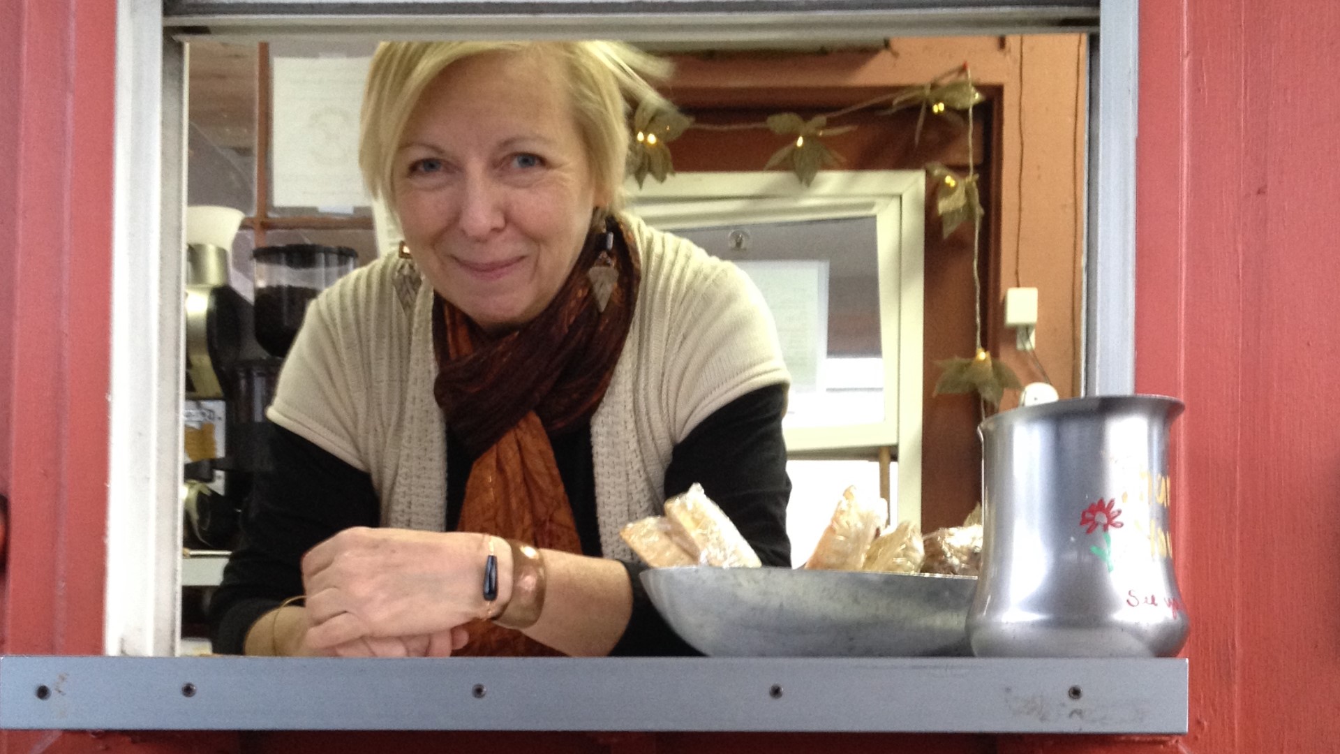 Cyndi Dickson turned what was a gas station into an international food court. #k5evening