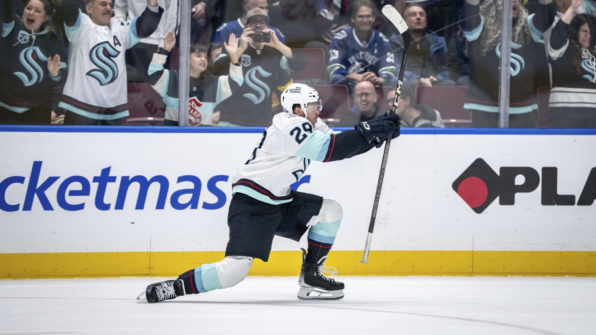 KING 5, KONG to air live broadcasts of 72 regular season Seattle Kraken ...