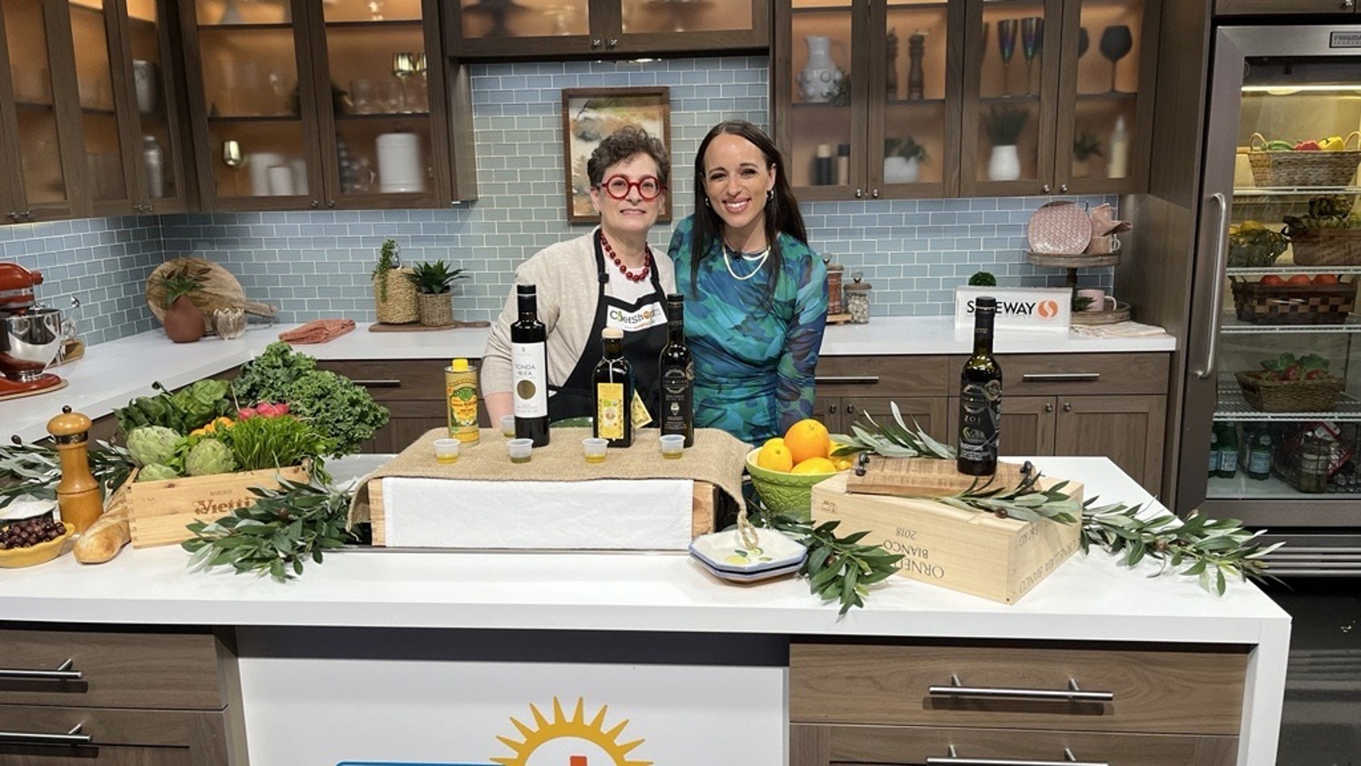 Chef Shop's Eliza Ward guides Kelly through the world of olive oil and gives tips on how to select the right one. #newdaynw