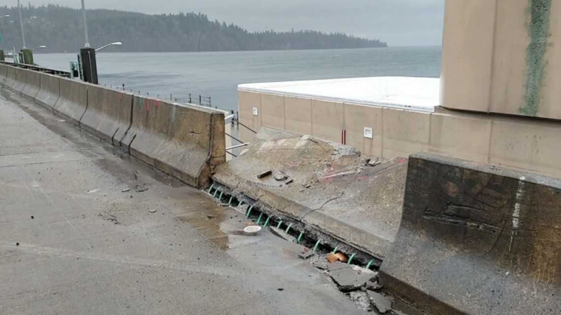 Hood Canal Bridge reopens after semitruck crash