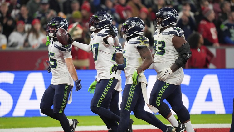 Seahawks return from bye and host struggling Raiders