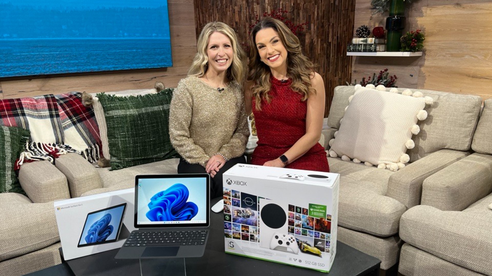 Danita Turner from Microsoft Store shows off tech that'll make perfect gifts and take out gift giving stress this holiday season. Sponsored by Microsoft.