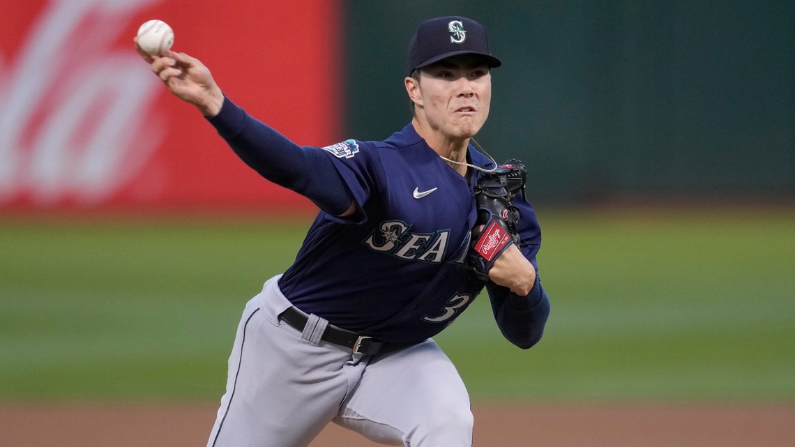 Cal Raleigh has a historic Wild Card round for Mariners
