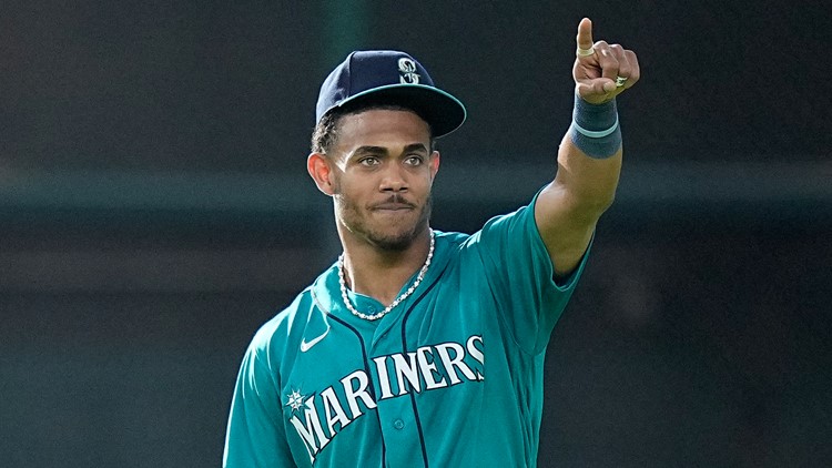 Seattle Mariners' Julio Rodríguez on his MONSTER offensive HOT streak in  August, Flippin' Bats