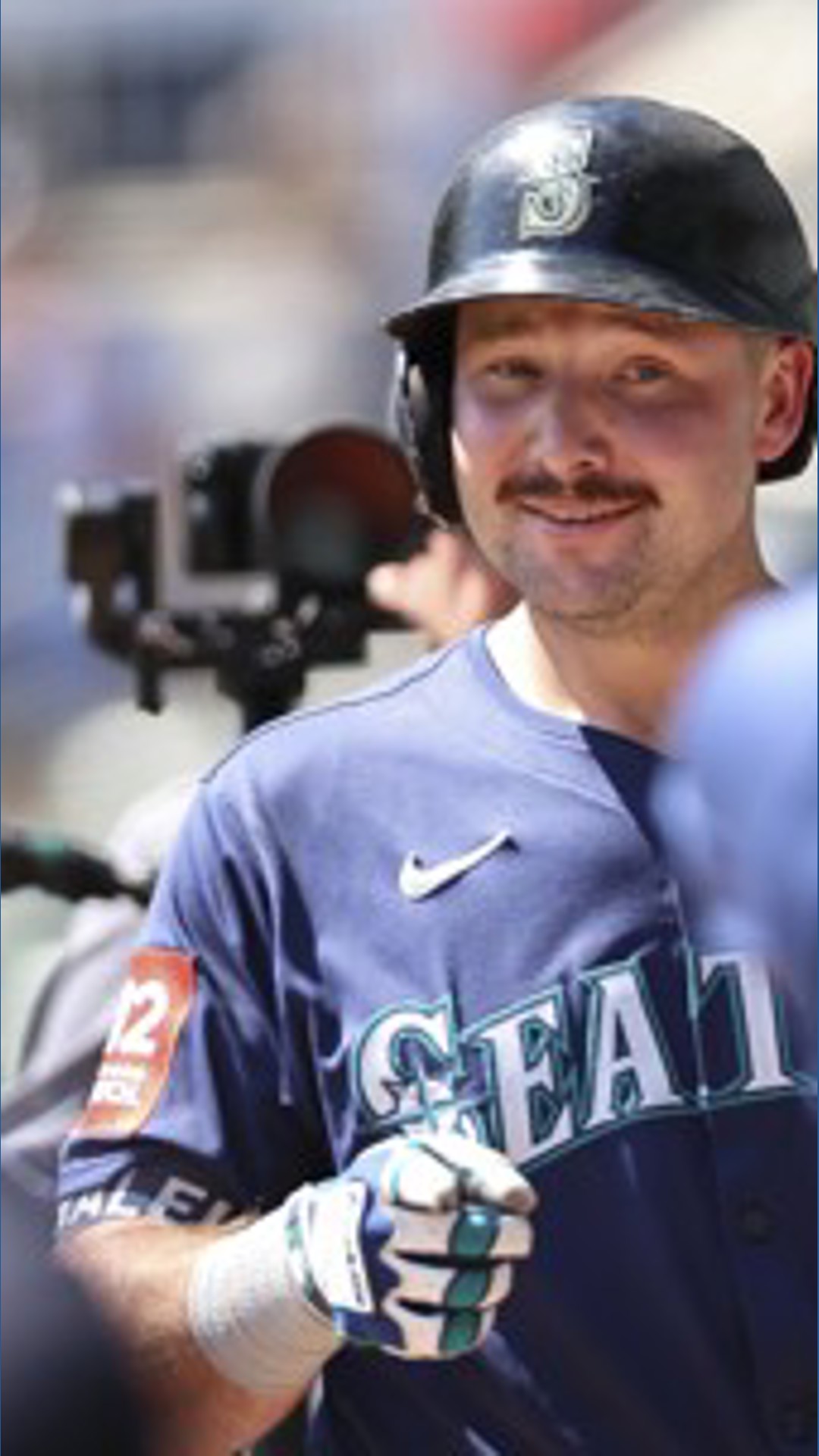 Seattle's Cal Raleigh edges Aaron Judge for Baseball Digest player of ...