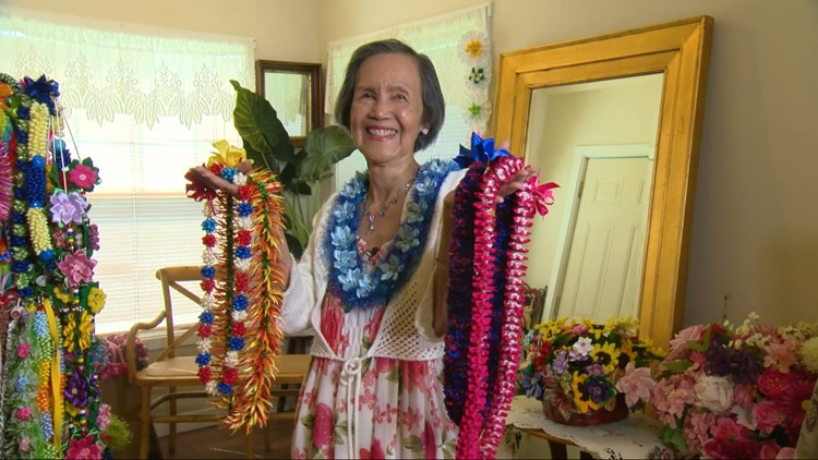 Centralia senior makes 'forever' leis from ribbons
