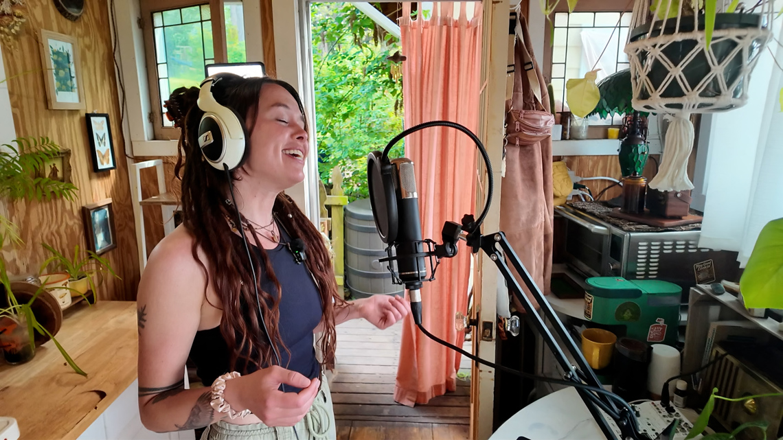 Singer-songwriter Savanna Woods opens up about the inspiration behind her music