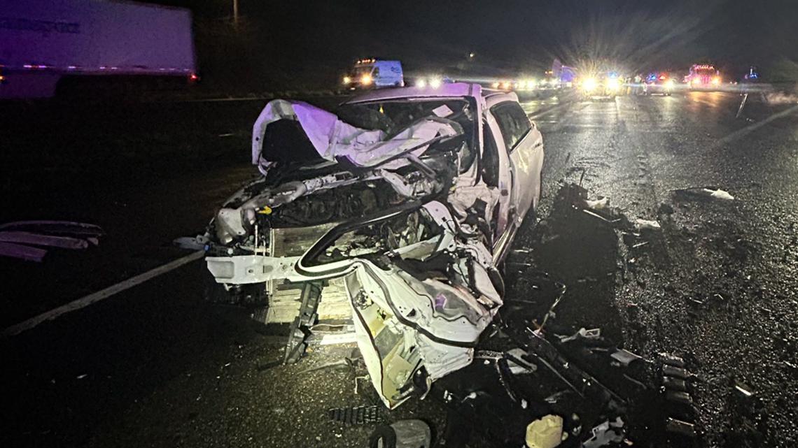 Suspected DUI driver hits 2 Washington State Patrol cars on I-5 near Castle Rock