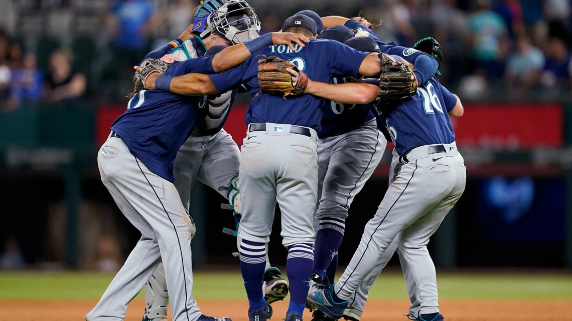 KING 5 Sports catches up with Mariners 1B Ty France at MLB All