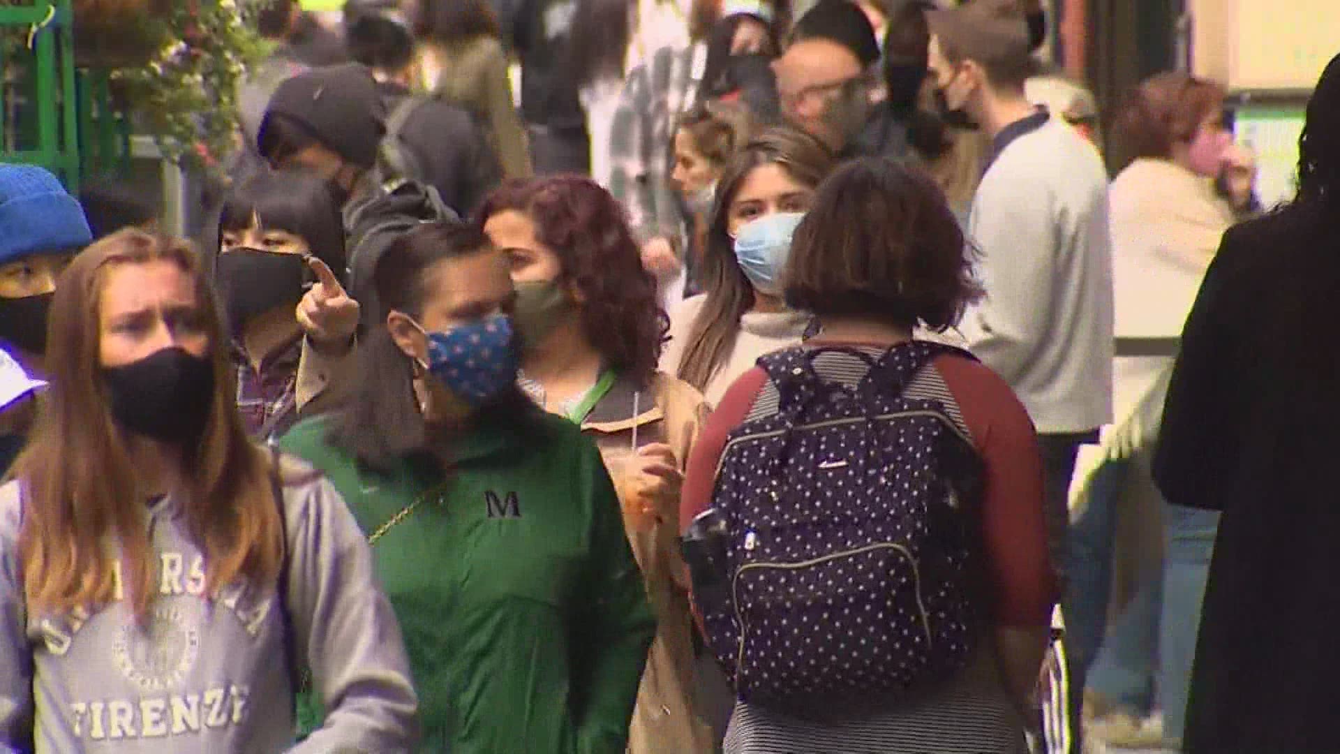 Eight Washington health officers are recommending all residents wear face masks indoors to prevent the spread of the “highly contagious delta variant.”