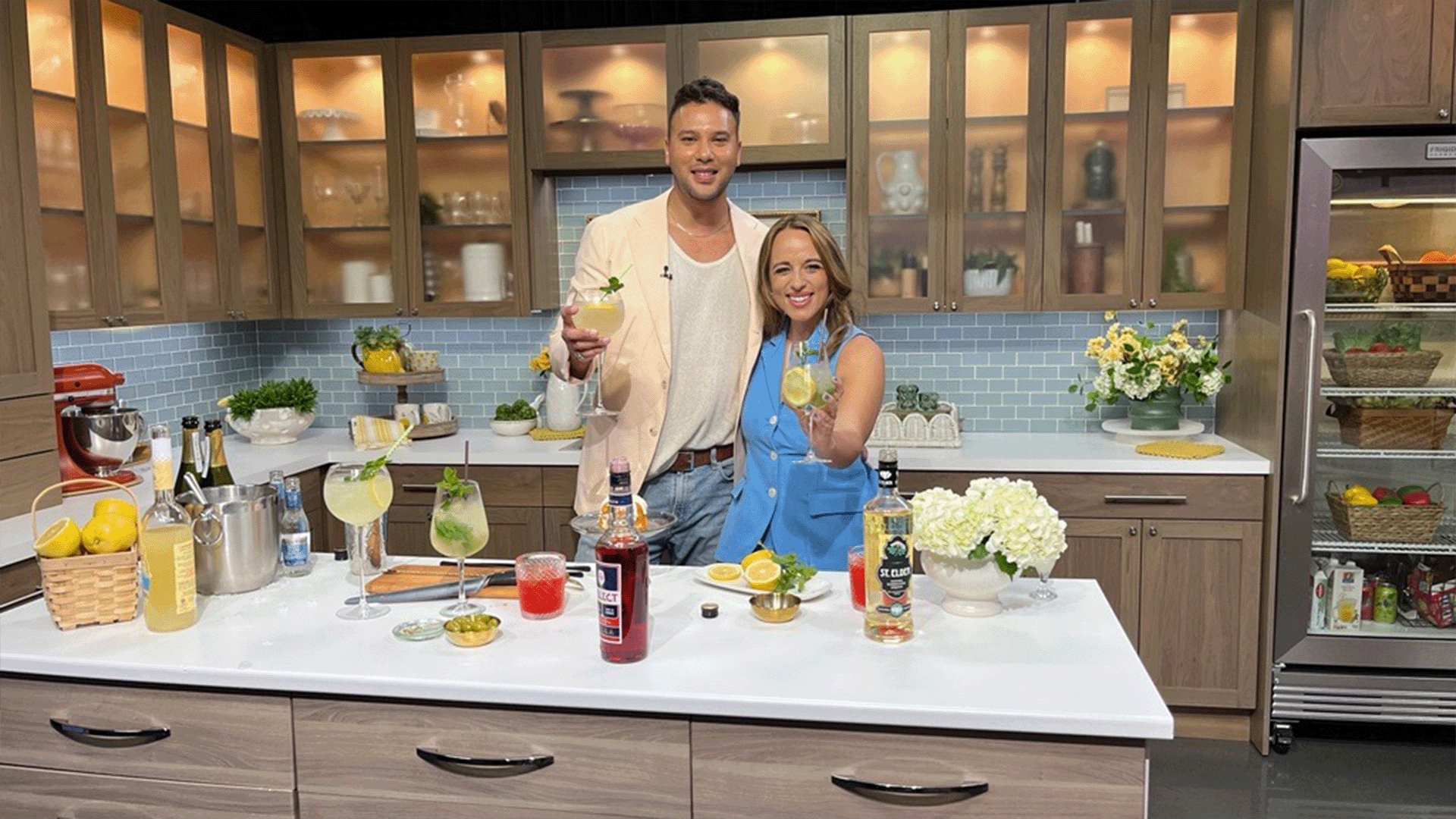 425 Magazine’s Andrew Hoge takes us through Italy with a spritz for every stop. #newdaynw
