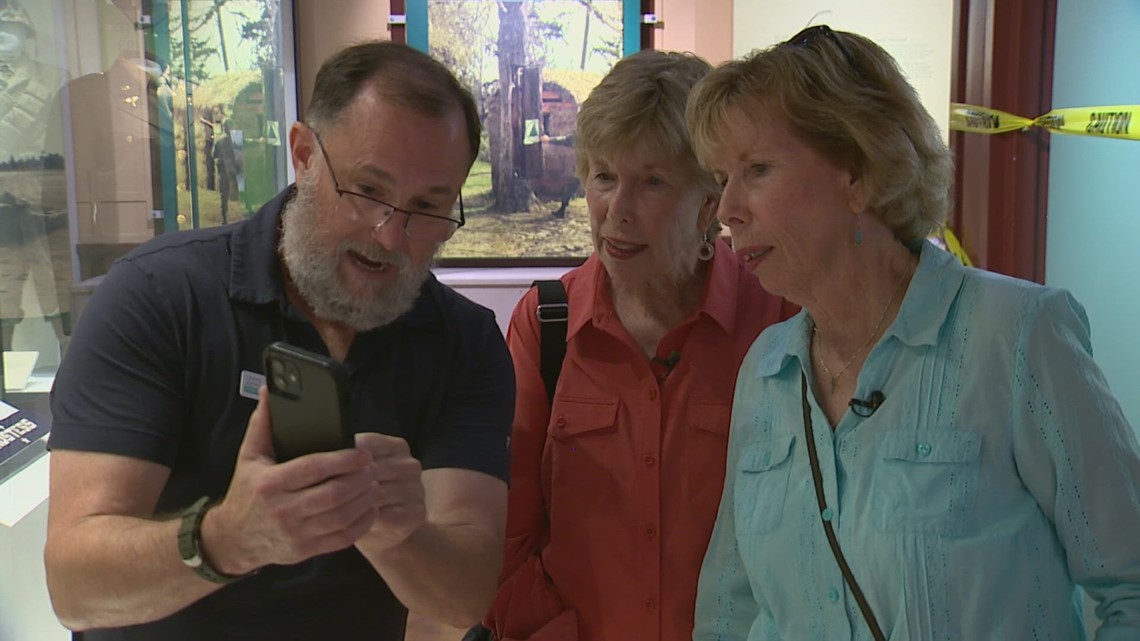 Twins born at JBLM during World War II return to learn more about family's history - Vimarsana News