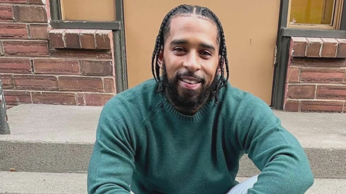 The Postman closes after shooting after D'Vonne Pickett Jr. vigil - Vimarsana News