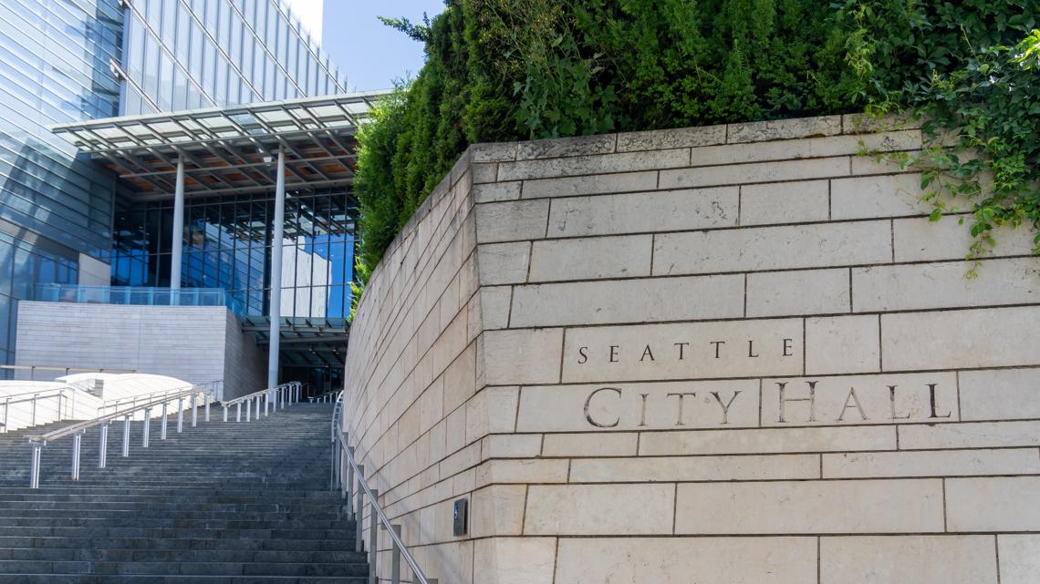 Seattle City Council unanimously moves to restrict ICE from accessing data