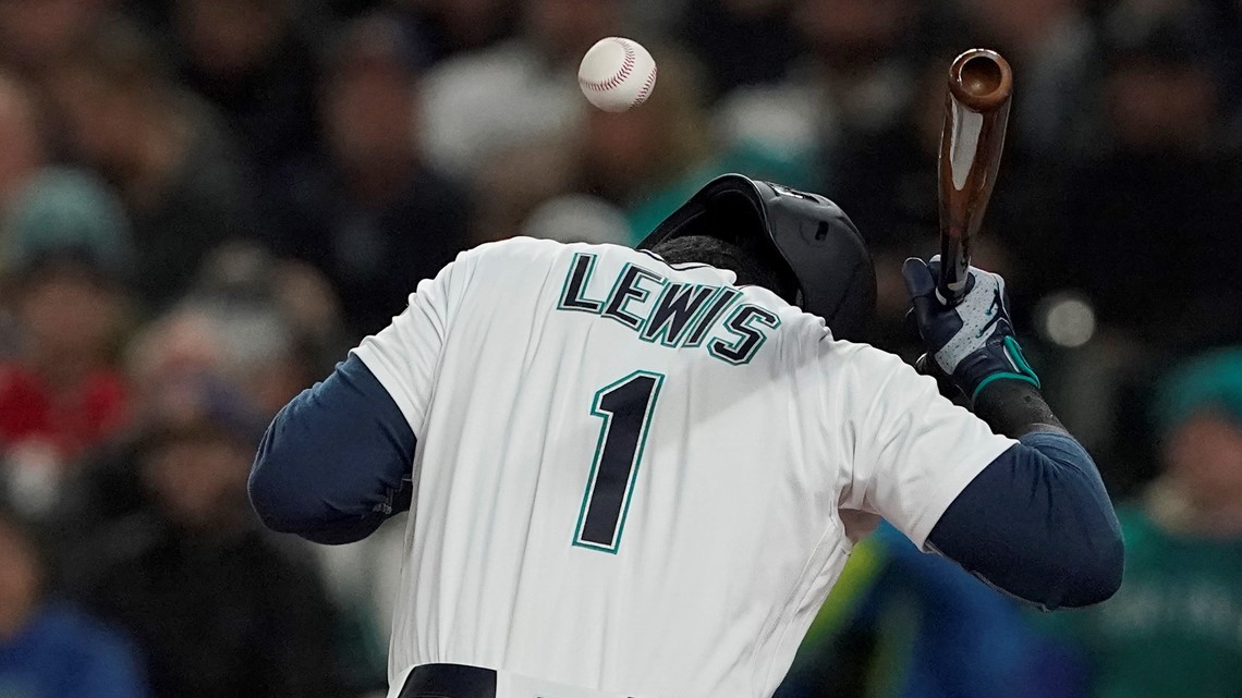 Kyle Lewis injury update: Mariners OF placed on 10-day IL with meniscus  tear in knee - DraftKings Network