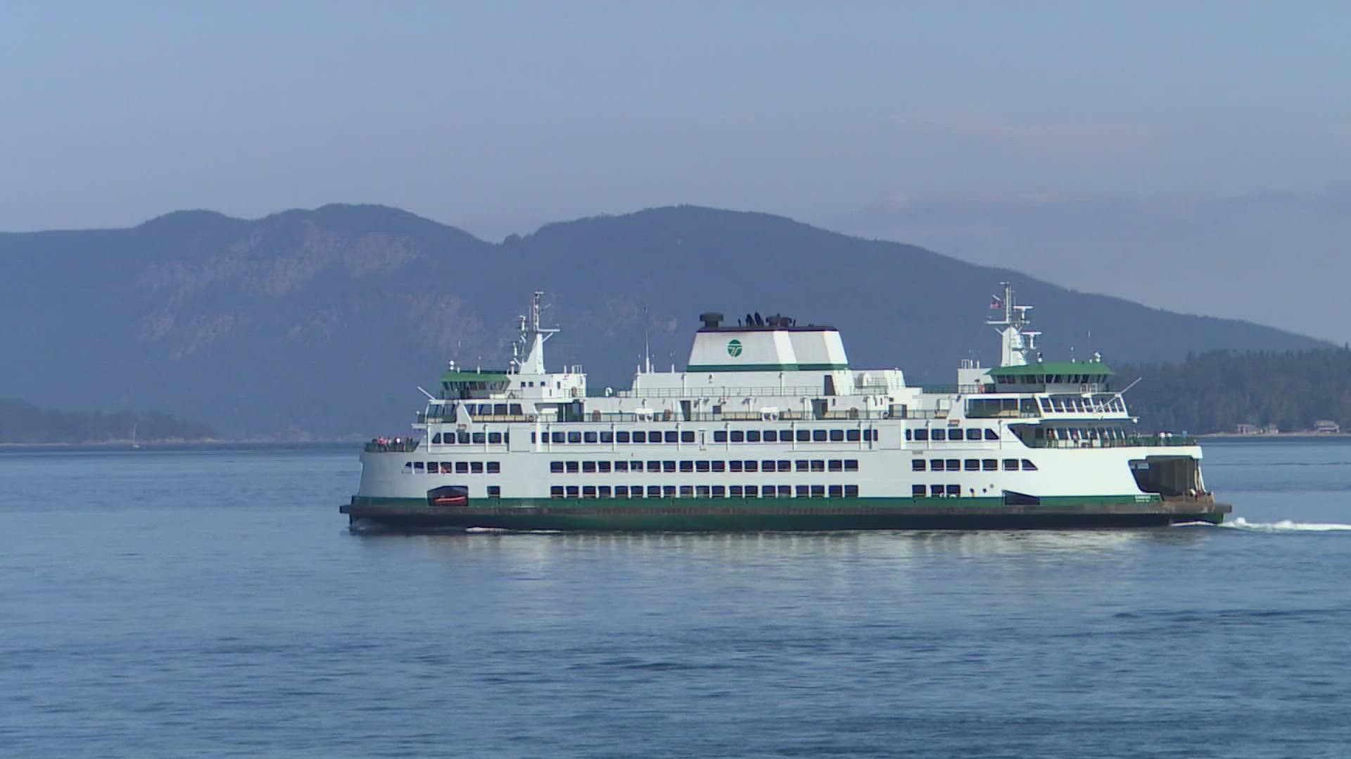 While it was smooth sailing Monday morning at the Edmonds ferry terminal, officials warned of possible delays throughout the day and even into next weekend.