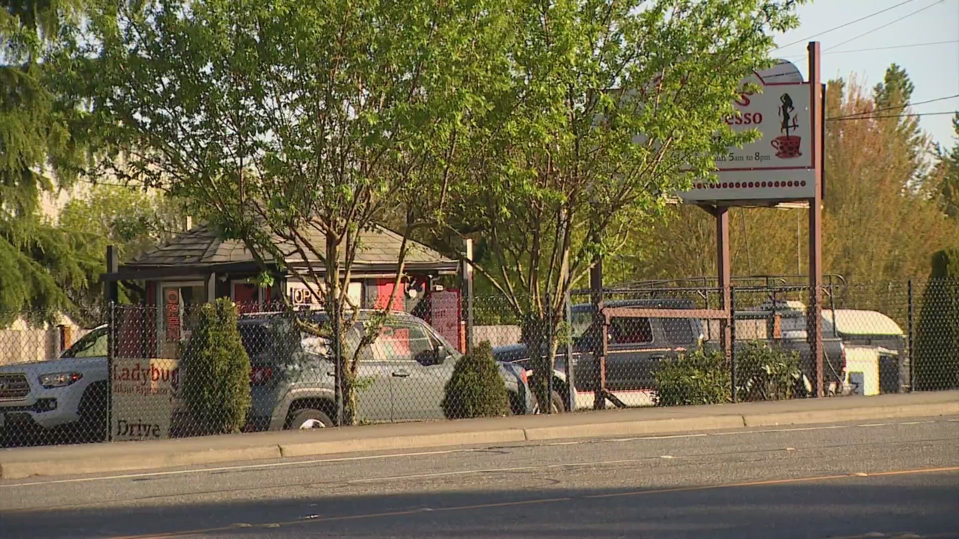 The Snohomish County Sheriff's Office is searching for a man accused of trying to kidnap a barista at gunpoint Wednesday afternoon.