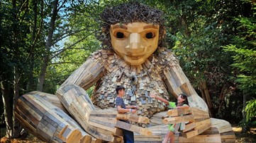 Final Pacific Northwest troll sculpture by Danish environmental artist ...