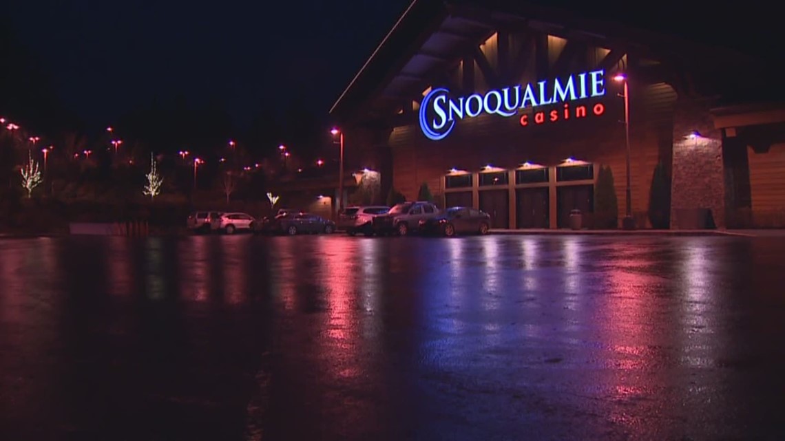 snoqualmie casino staff