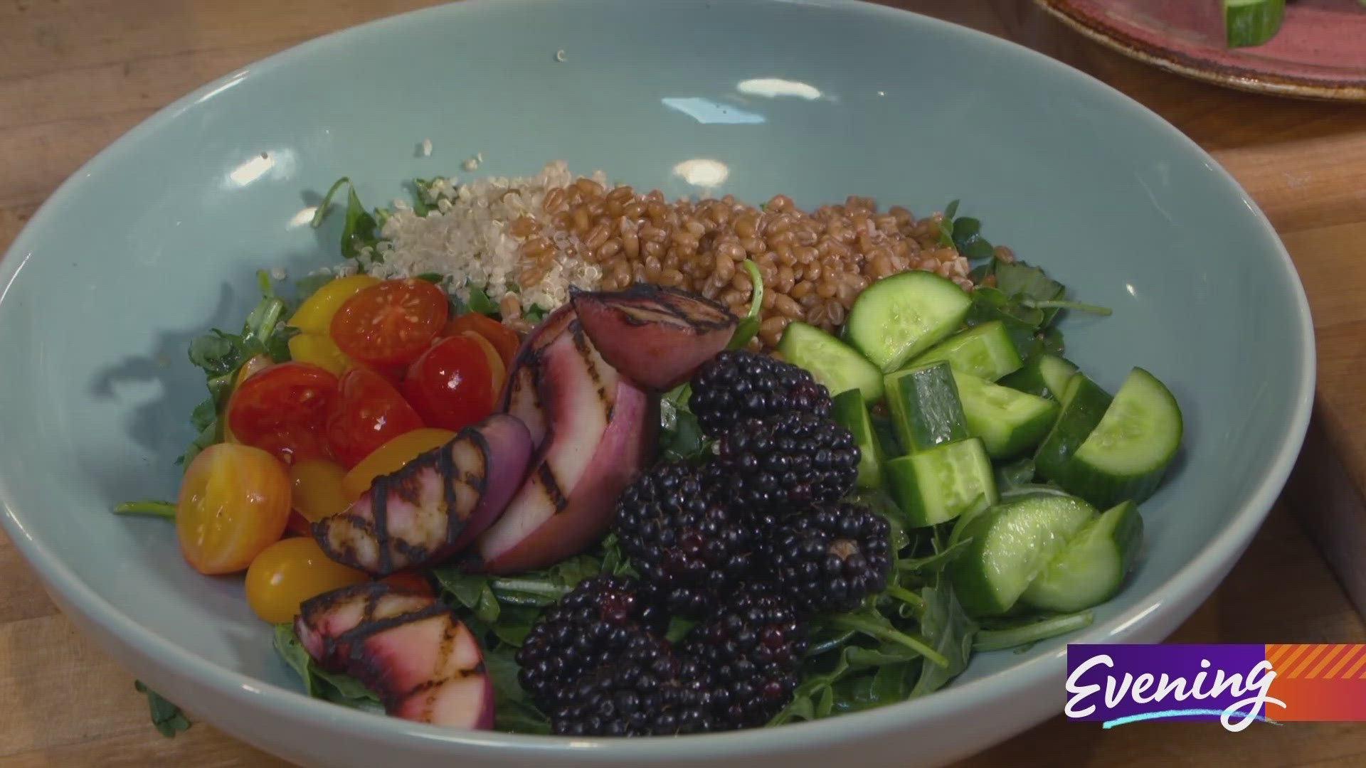 The nectarines become caramelized from the grilling. #k5evening