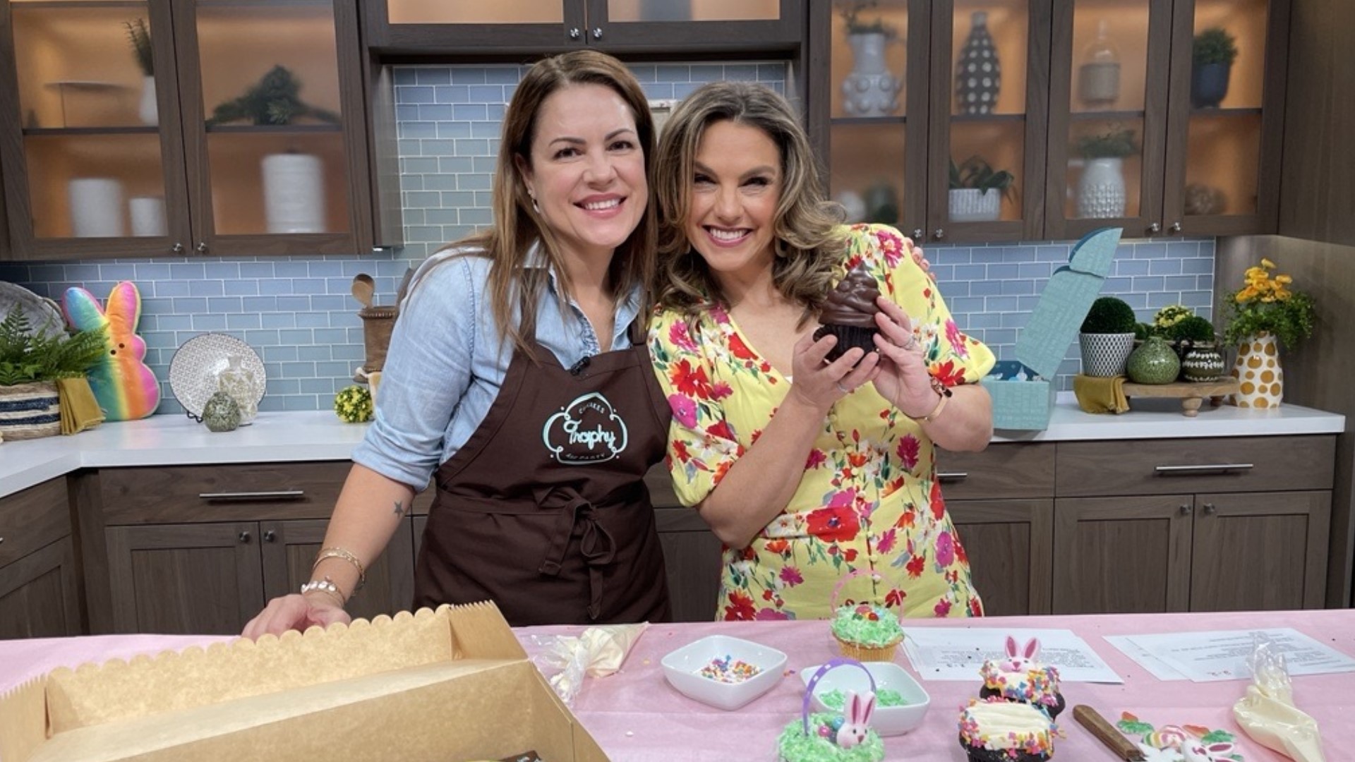 Trophy Cupcakes owner Jennifer Shea joined the show to share the kits with us and demonstrate how to make a fun Easter basket cupcake! #newdaynw