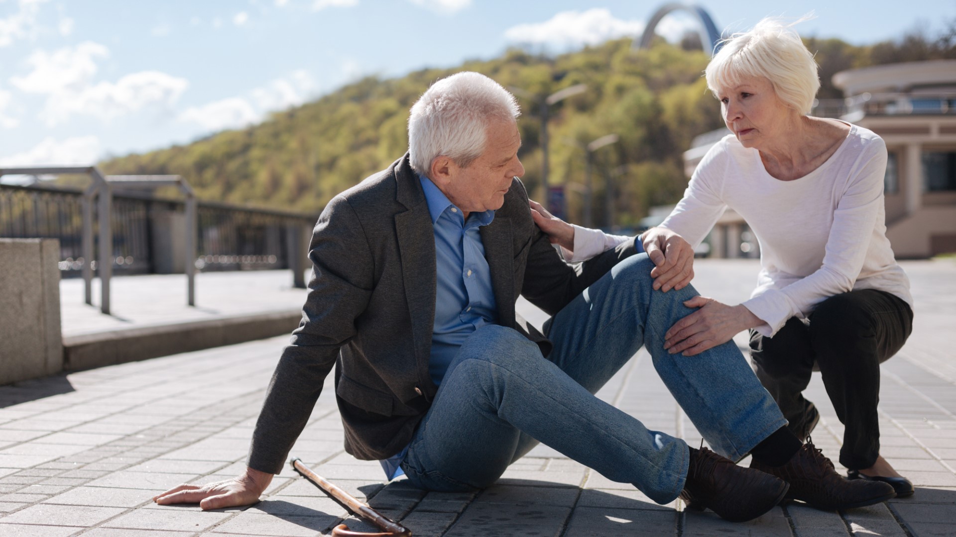 If your pain is holding you back from your daily activities, it might be time to consider joint replacement.  Sponsored by EvergreenHealth.
