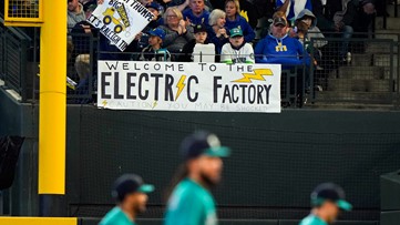 Raleigh apologizes for comments after Mariners were eliminated