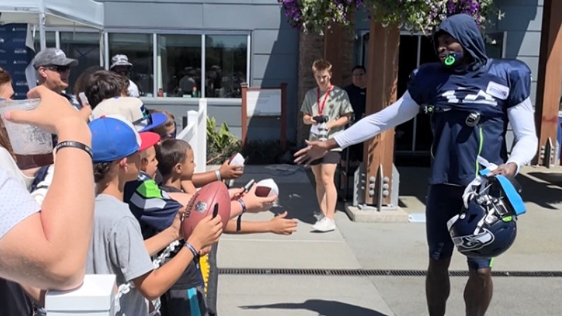 Plenty for fans to do during camp at the VMAC, SEAHAWKS TRAINING CAMP 2015