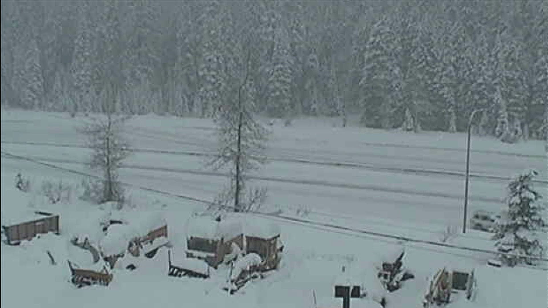 4-8 inches of fresh snow could fall on the Cascade passes Sunday