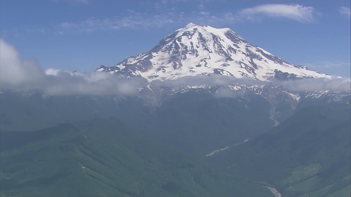Mount Rainier National Park to stop accepting cash for fees
