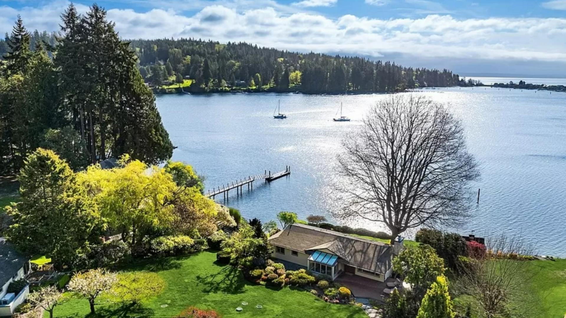 From treehouse to bunkhouse to luxurious main house, this 5 acre getaway has it all. #k5evening