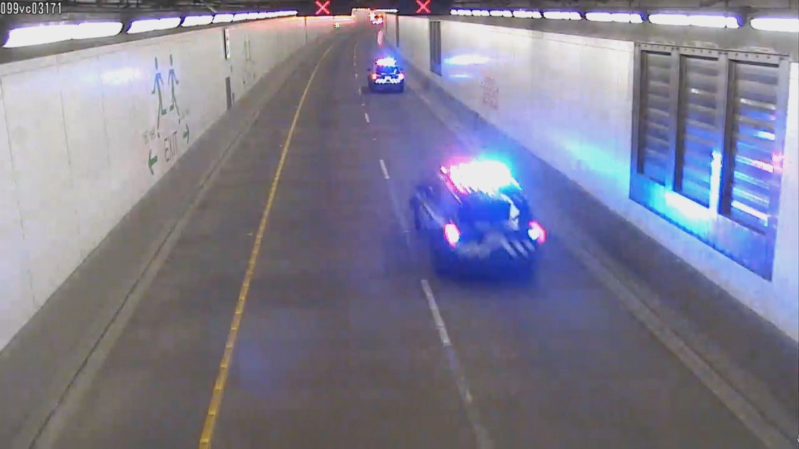 Fire closes both directions of Highway 99 tunnel in Seattle