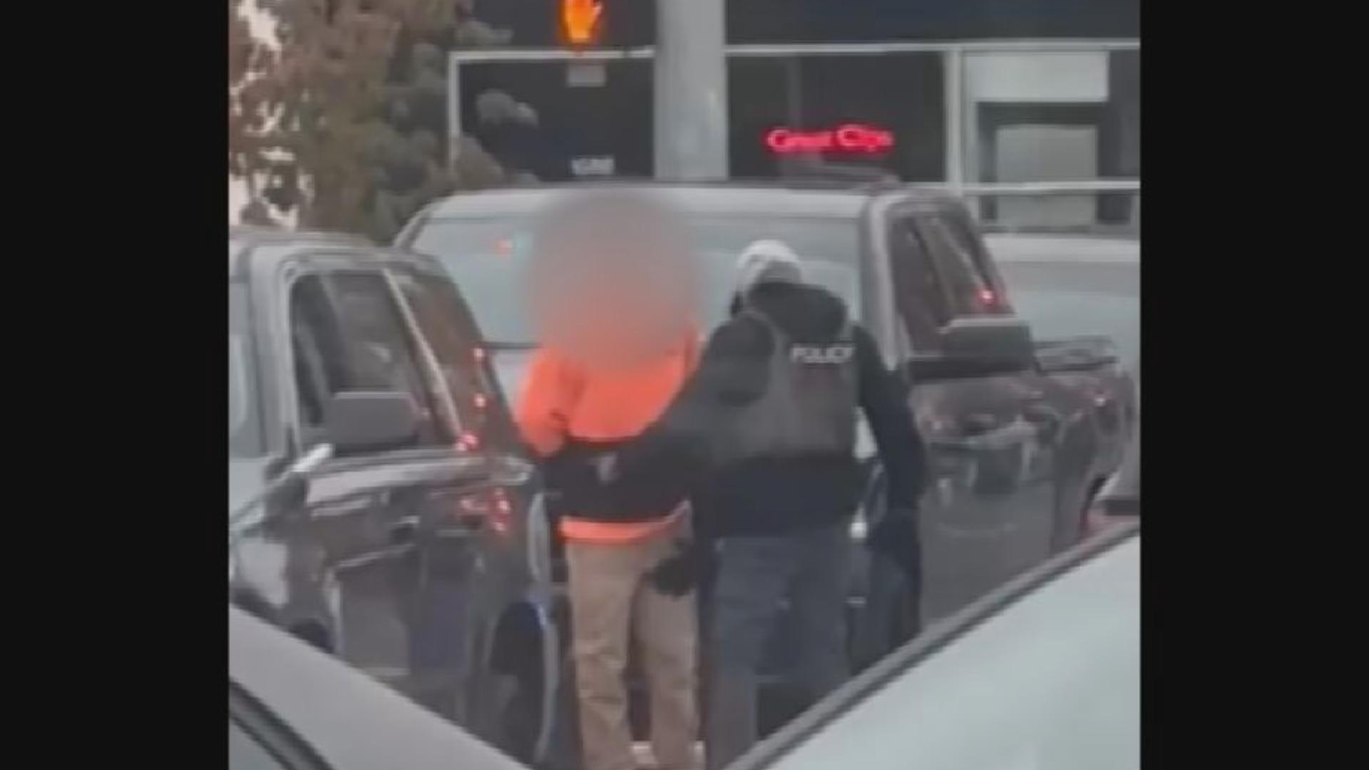 Ice Inhbitats ICE arrests multiple people in Redmond | king5.com