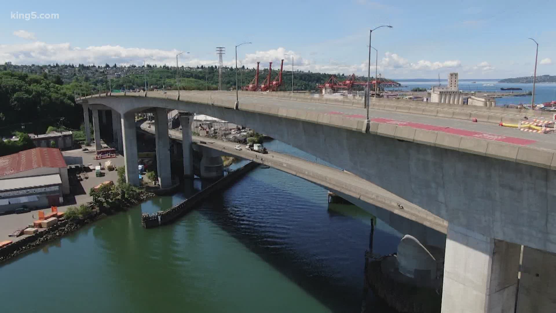 Washington’s Congressional delegation is exploring ways the federal government might help pay for bridge repairs or replacement.