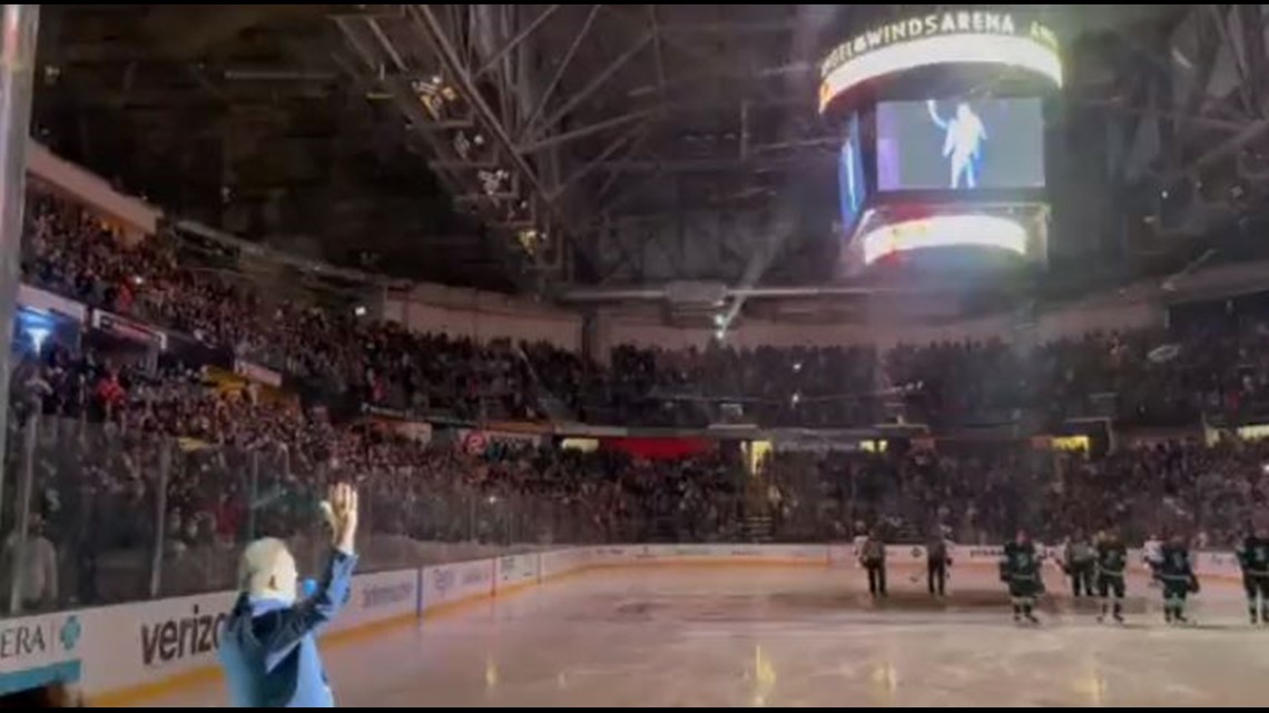 Loved playing the National Anthem for our playoff-bound @Seattle