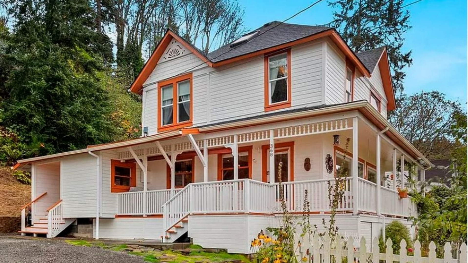 "Goonies For Life" buy Astoria, Oregon house made famous by movie