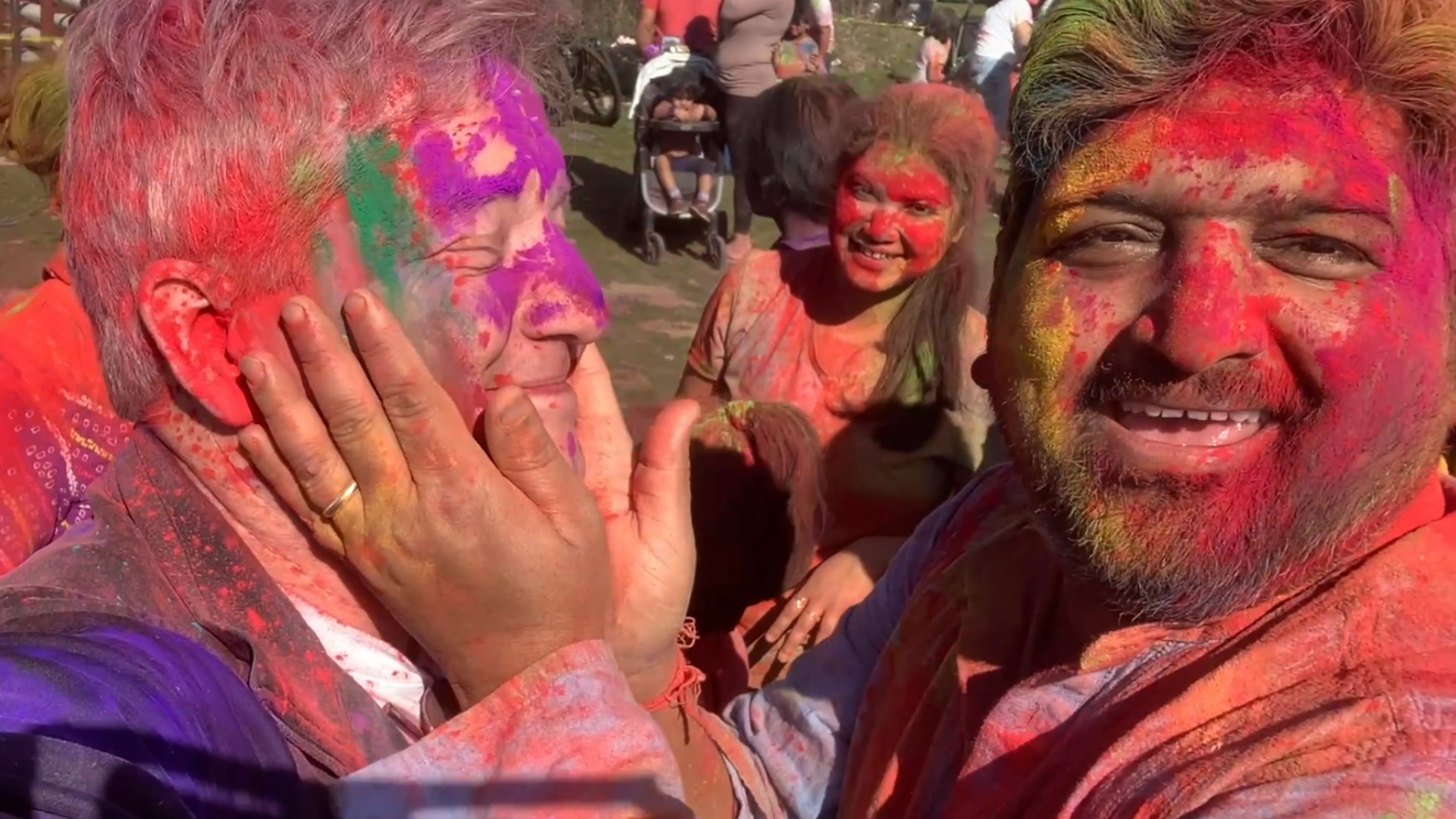 The Festival of Colors transforms Redmond's Marymoor Park into a rainbow of sights and sounds. #king5evening