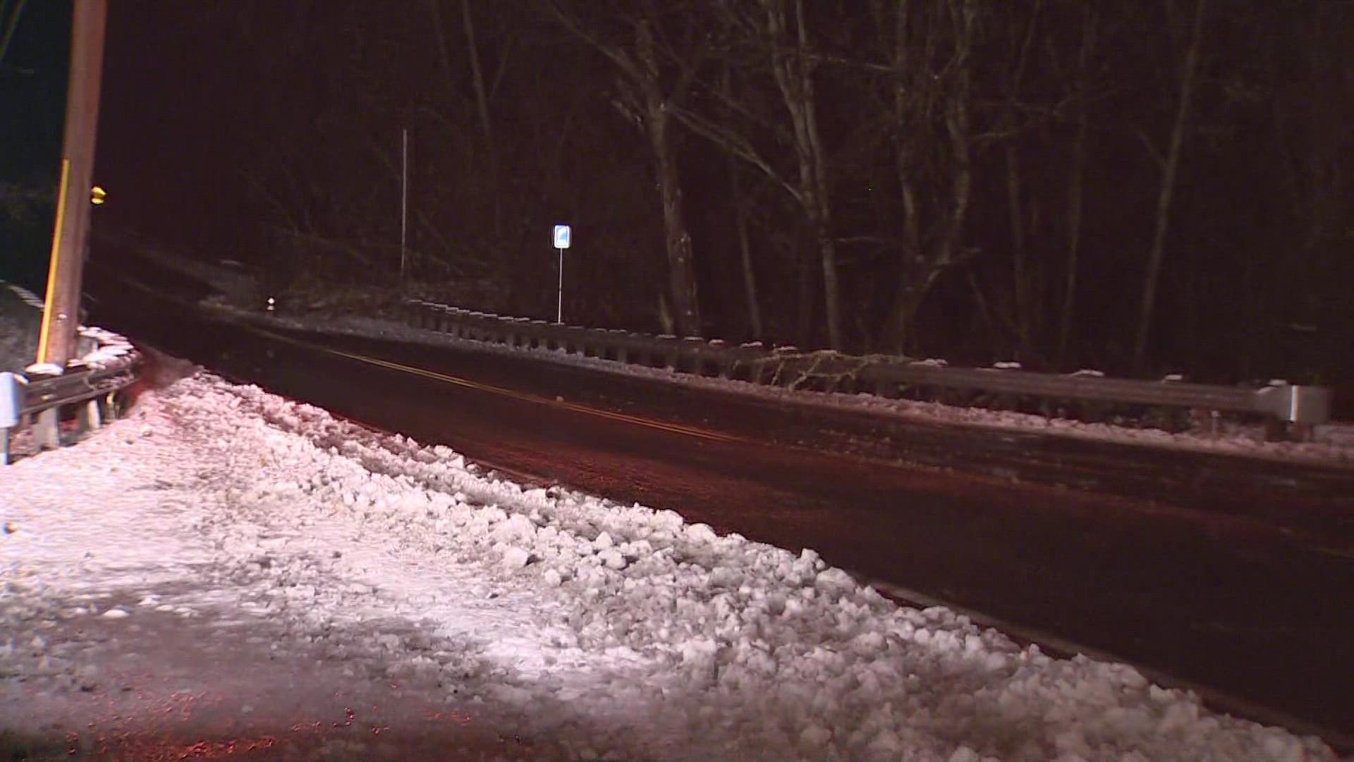 Slick roads and power outages in Kirkland have created some confusion for early-morning travelers on the Eastside.