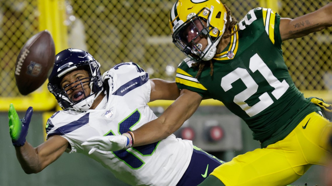 GAME BLOG: Packers shut out Seahawks at home, 17-0