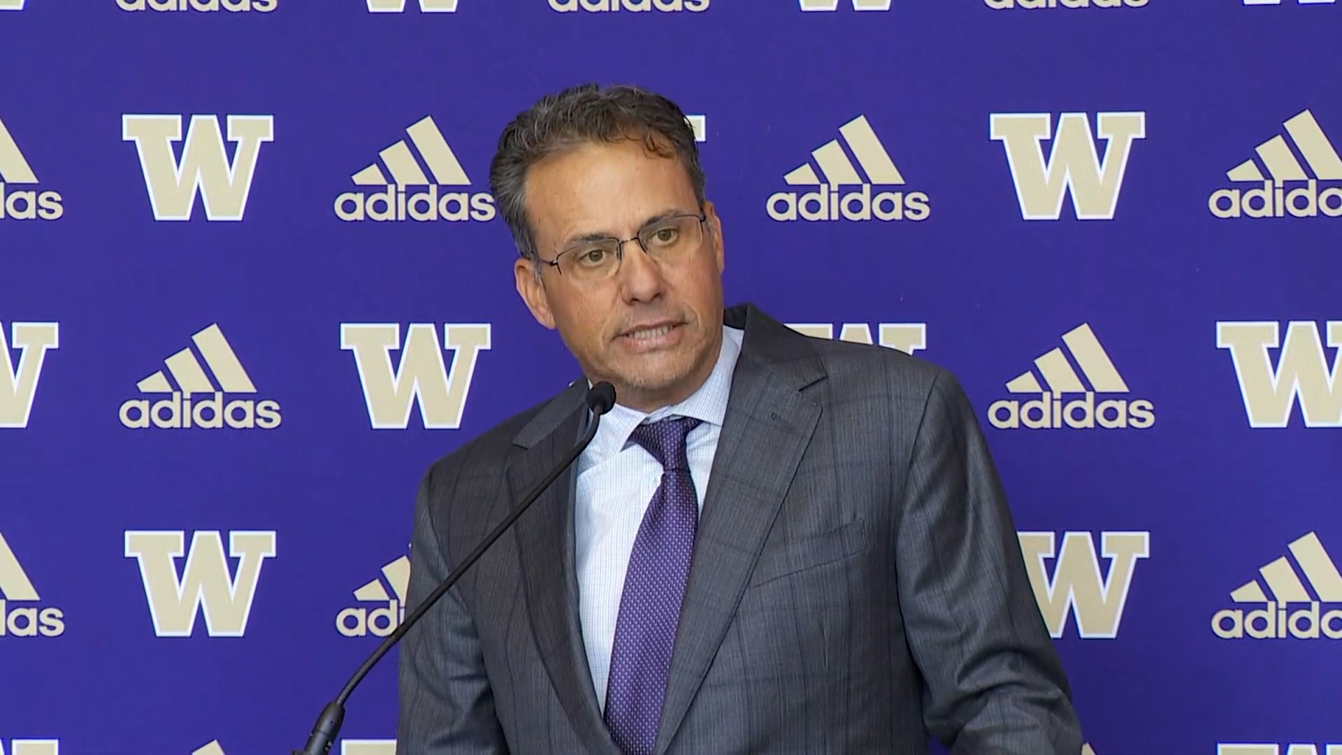 Fisch comes to Washington from the University of Arizona, where he coached for the past three seasons.